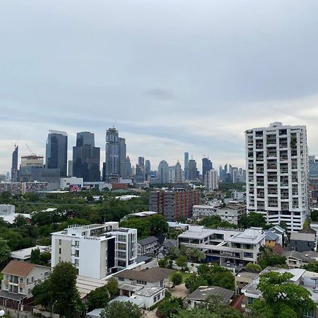 Apartamento Nantiruj Tower - นันทิรุจ ทาวเวอร์ เซอร์วิสอพาร์ทเม้นท์ สุขุมวิท ซอย 8 Bangkok Exterior foto